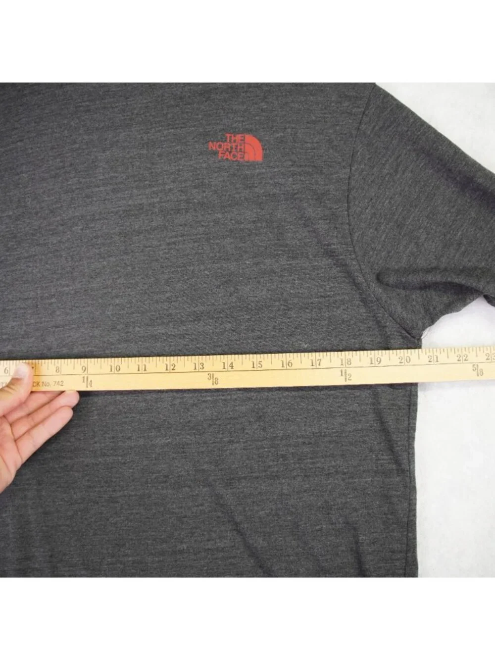 The North Face Mens Slim Fit T-Shirt 